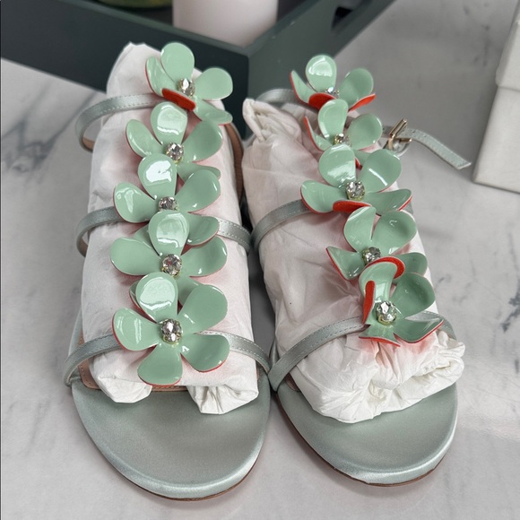 Giambattista  Valli (Brand New) Bouquet Embellished Silk T-Strap Sandals, 37 (7) - Picture 5 of 8